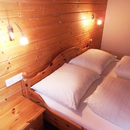 公寓 Haus Konzett *