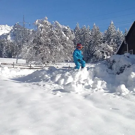 公寓 Haus Konzett *