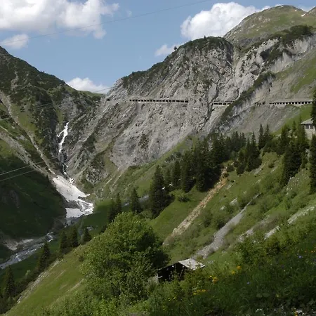 Haus Konzett Apartment *